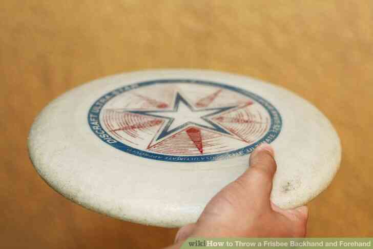 Image intitulée un Frisbee en Revers et en Coup droit de l